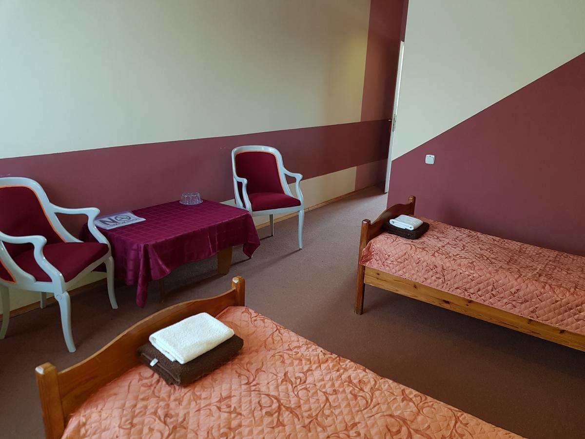 Hotel Suvorov Kobrin Buitenkant foto