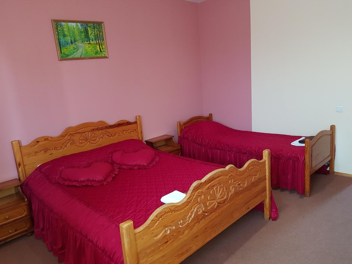 Hotel Suvorov Kobrin Buitenkant foto